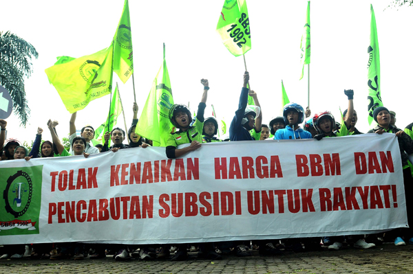  FOTO: Buruh Unjuk Rasa Tolak Kenaikan Harga BBM