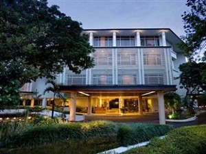  Santika Indonesia Hotels &amp; Resorts Sabet The Best in Building and Managing Corporate Image