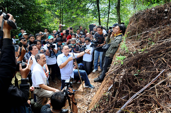  FOTO: Owa Jawa Dilepas di Gunung Puntang