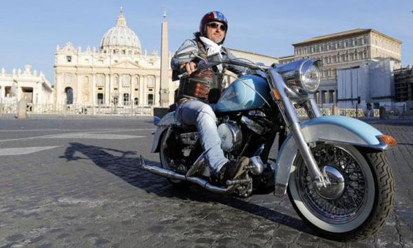  HARLEY-DAVIDSON: Foto-foto Saat Perayaan di Jantung Vatikan Roma