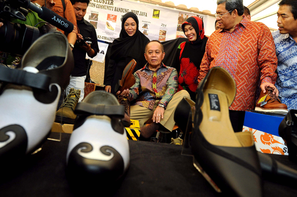  FOTO: 300 KUMKM Meriahkan Cooperative Fair 2013 di Gasibu