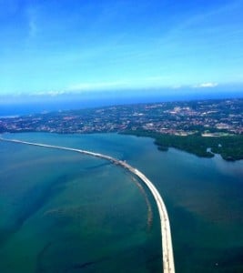  PELAKU PARIWISATA Sambut Tol di Atas Perairan Bali