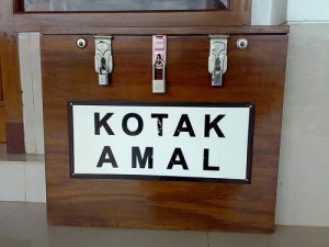  Ngebet Ingin Rokok, 2 Pemuda Nekat Curi Kotak Amal Masjid