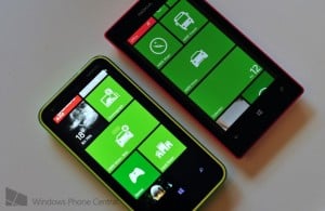  REVIEW SMARTPHONE: Lumia 520 Vs Lumia 720