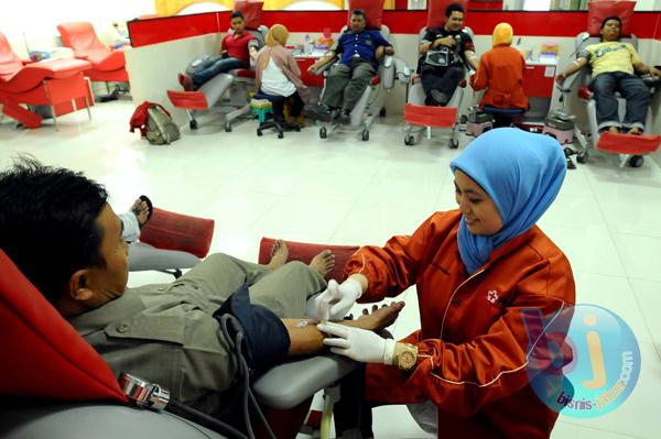  FOTO: Ramadan, PMI Kota Bandung Terima Donor 24 jam