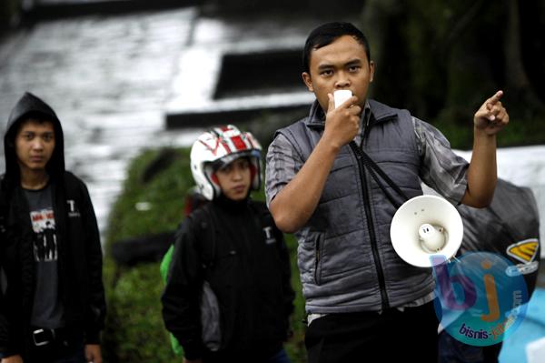  FOTO: Suarakan Isu Korupsi di Kampus, Mahasiswa UPI Gelar Demo