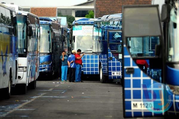  FOTO: Jabar Kebut Uji Kelaikan 6.605 Bus