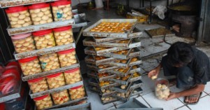  Kue Kering Lebaran Semakin Diburu