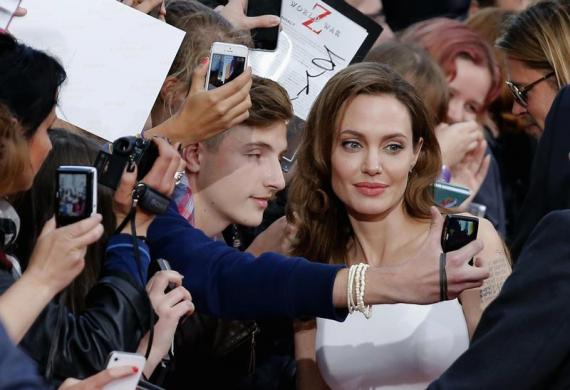  10 Artis Dengan Bayaran Tertinggi 2012, Angelina Jolie di Puncak