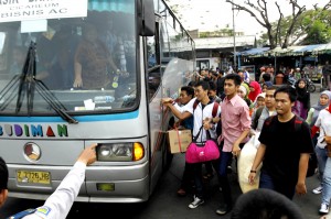  INFO MUDIK: Tips Berhemat Saat Berlebaran
