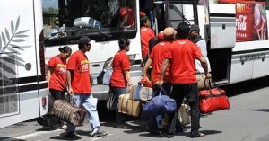  INFO MUDIK: Puncak Arus Mudik di Kampung Rambutan H-2 Lebaran