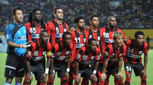  Persipura Juara ISL 2013, Singkirkan Persiwa Wamena 2-0