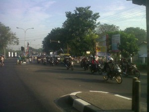  INFO MUDIK: Kendaraan yang Melewati Pantura Cirebon Mencapai 353.373