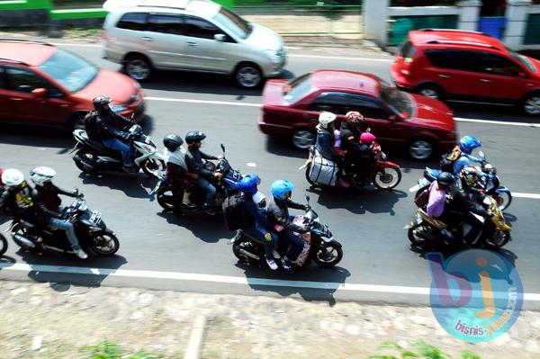  FOTO: Pemudik Sepeda Motor Dominasi Jalur Selatan Jabar