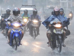  INFO CUACA: Padalarang-Cileunyi Berpotensi Hujan, Pemudik Disarankan Berhati-hati