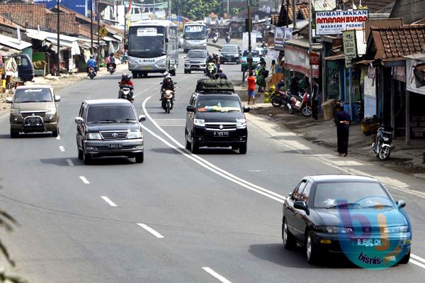  FOTO: Kawasan Nagreg Mulai Sepi Pemudik