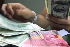  Nilai Tukar Rupiah Terus Melemah ke 10.413 Per Dolar AS