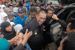  Deddy Mizwar Disambut Histeris Ibu-ibu Tasikmalaya