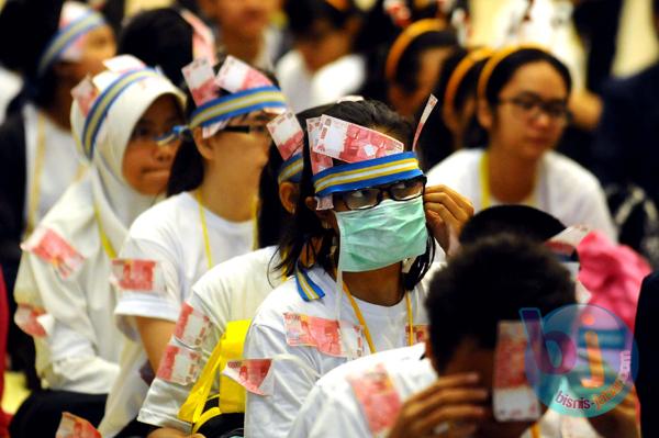  FOTO: P5 FEB Unpad Latih Kepekaan Mahasiswa Baru Terhadap Sekitar