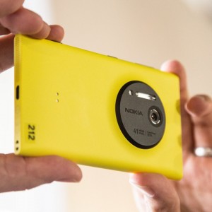  Punya Kamera Hebat, Nokia Lumia 1020 Colek Samsung & Apple