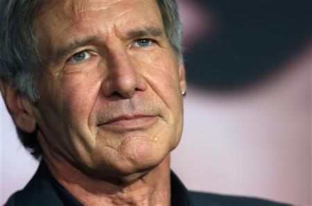  Harrison Ford Blusukan di Hutan Riau?