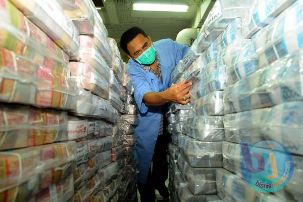  FOTO: Naikkan Lagi BI Rate, Cegah Rupiah Tembus Rp12.000/US$ 