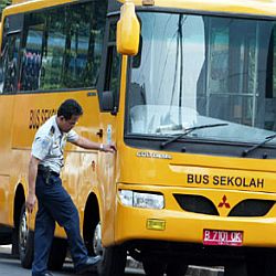  Polresta Cirebon Dukung Gagasan Pengadaan Bus Sekolah