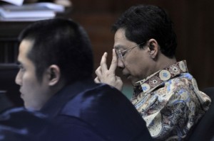  Ahmad Fathanah Beli Perhiasan Rp1,2 Miliar untuk Teman Wanitanya