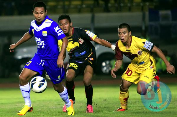  FOTO: M Ridwan Kembali Cetak Gol Antar Persib Ungguli Sriwijaya 2-1