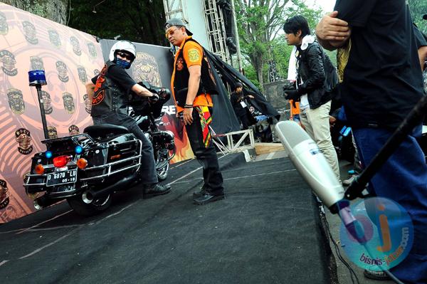  FOTO: Bandung Bike Week Buat Rekor Musik Orkestra Gunakan Suara Knalpot Moge