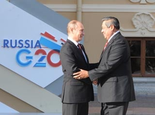  SBY Hadiahkan Lagu Selamat Ulang Tahun Buat Putin