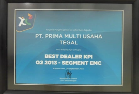  Prima Handphone Kembali Raih Penghargaan The Best KPI Dealer Central Region 