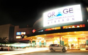  Grage Mall Bagi-bagi Berkah Saat Iduladha
