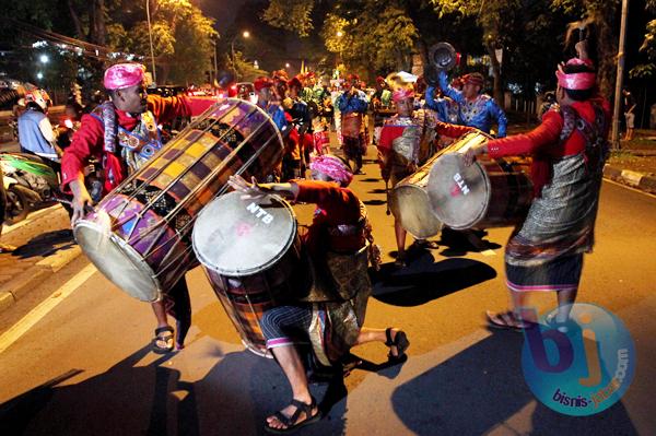  FOTO: 19 Provinsi di Indonesia Ikuti Parade Kemilau Nusantara 2013