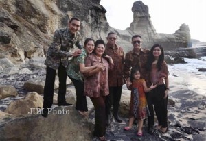  Kontroversi Ani Yudhoyono Saat Sebut 'Bodoh' Follower di Instagram