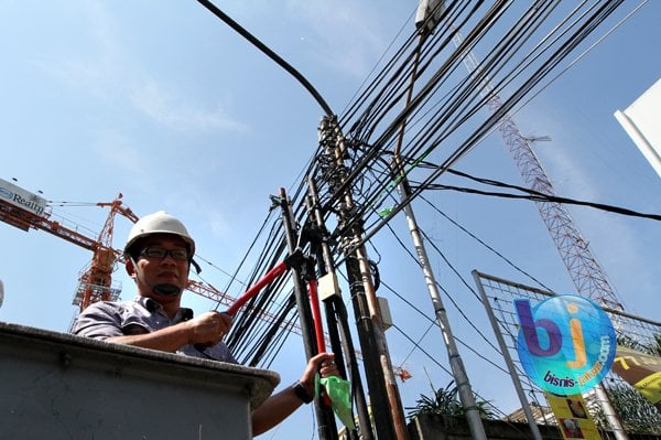  FOTO: Bandung Menuju Kota Tanpa Kabel di Udara