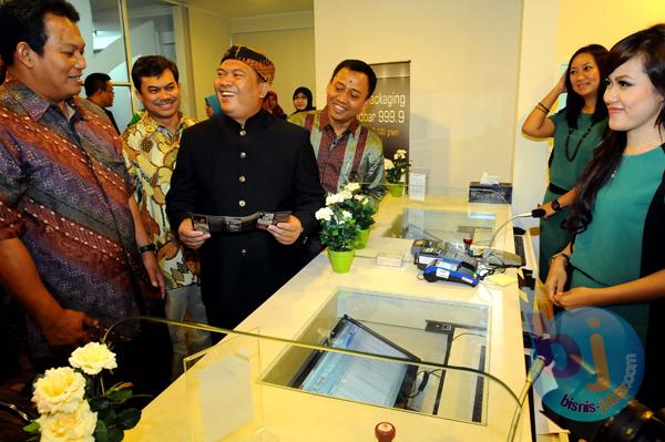  FOTO: Antam Buka Butik Emas Logam Mulia di Bandung