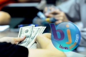  Rupiah Hari Ini Diperdagangkan di Rp11.938 per Dolar