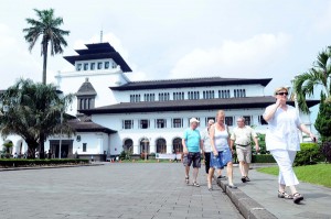  250 Mahasiswa Terlibat Promosi Wisata Bandung   