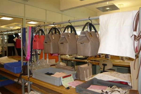 Proses produksi tas Hermes (foto: therichest)