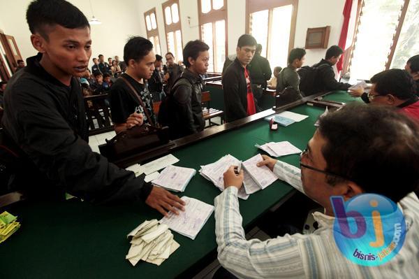  FOTO: 2.500 Pelanggar Operasi Zebra Lodaya Ikuti Sidang Tilang di PN Bandung