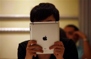  Survey: 72% Konsumen Pilih iPad Apple