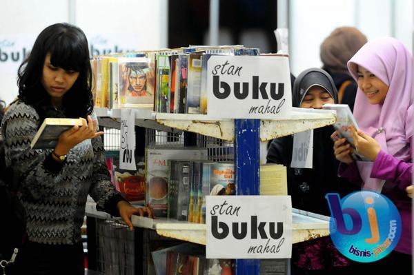  FOTO: Diskon Hingga 70% di Pesta Buku Diskon 2013