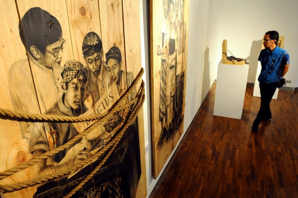  FOTO: Pameran Karya Mahasiswa Nominasi Soemardja Award 2013