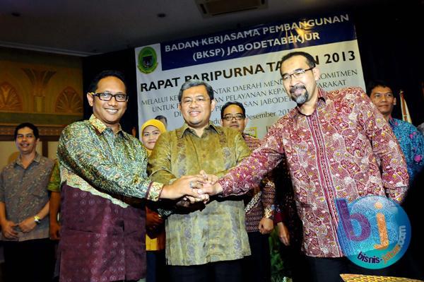  FOTO: Jabar, Banten dan DKI Jakarta Tandatangani Kerjasama Pembangunan Jabodetabekjur