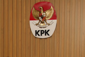  KPK Periksa Bupati Tapanuli Tengah