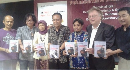  Buku Kontroversial 33 Tokoh Sastra Indonesia Paling Berpengaruh Diluncurkan