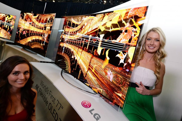  LG Luncurkan TV OLED Layar Lengkung Pertama di Dunia