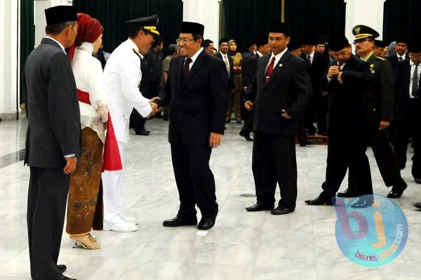  FOTO: Daud Achmad Dilantik Jadi Pejabat Sementara Bupati Cirebon