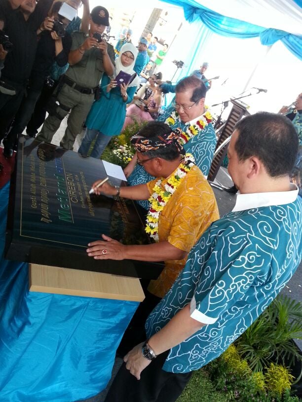  Wali Kota Cirebon Resmikan Metland Hotel